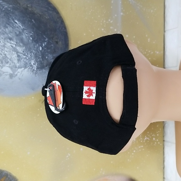 Canadian Maple Leaf Baseball Cap - Picture 3 of 7